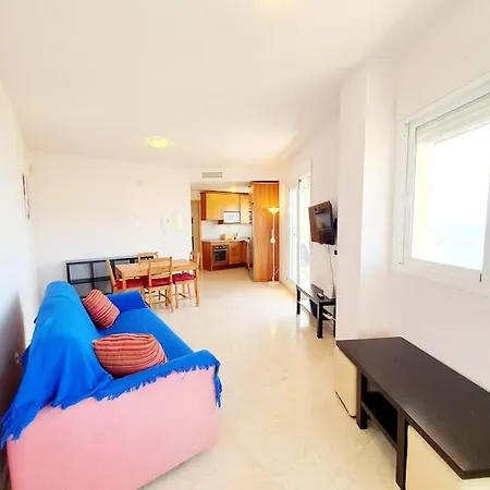 アパート Penthouse With Sea Views フエンヒロラ