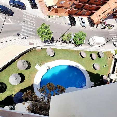 Penthouse With Sea Views * 푸엔히롤라