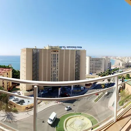 Penthouse With Sea Views *