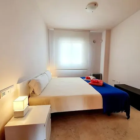 아파트 Penthouse With Sea Views 푸엔히롤라