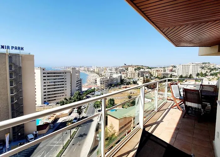 Penthouse With Sea Views *