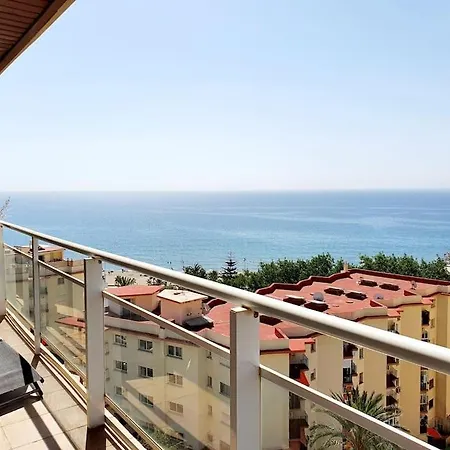 Penthouse With Sea Views *