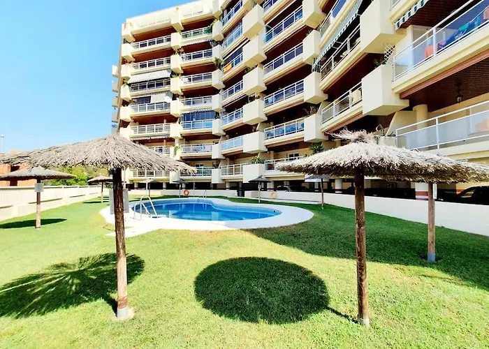 Lägenhet Penthouse With Sea Views Fuengirola